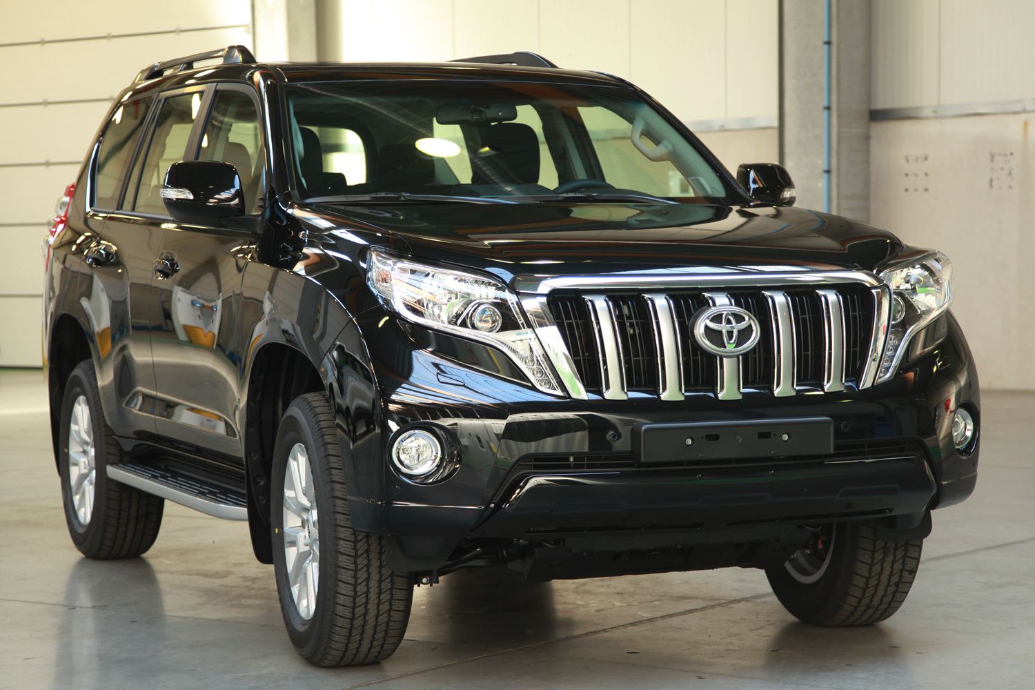 Toyota Prado executive luxury SUV